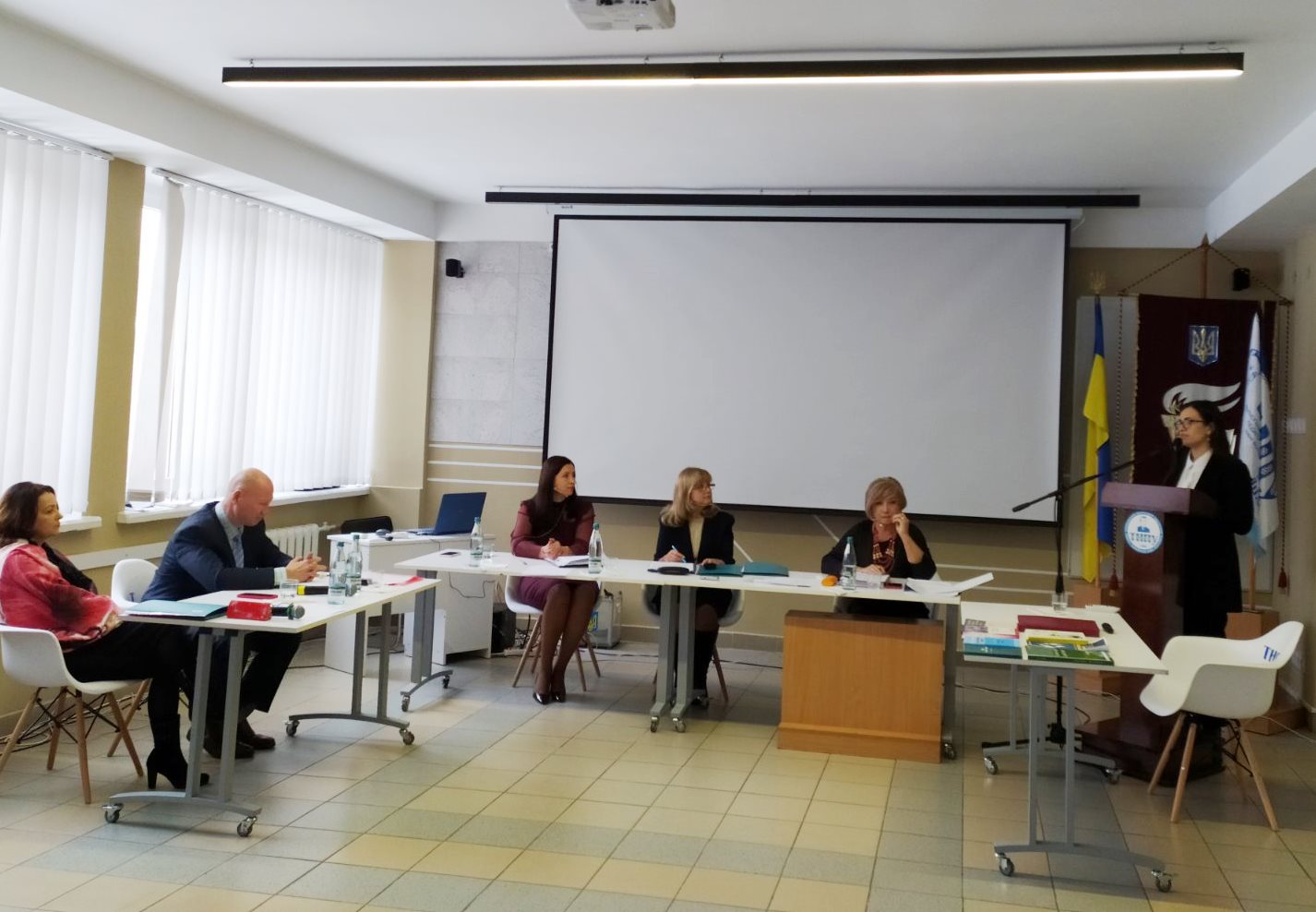 На засіданні спеціалізованої вченої ради ДФ 58.053.016